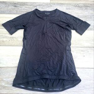 Athleta women's cycling shirt black 1/4 zip 3 back pockets size med